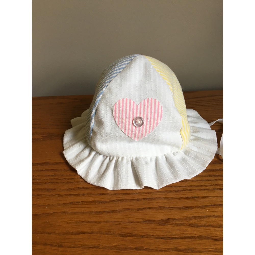 Vintage Seersucker Baby Sun Hat Heart Ruffle Bonnet Pastel‎ White Pink Blue